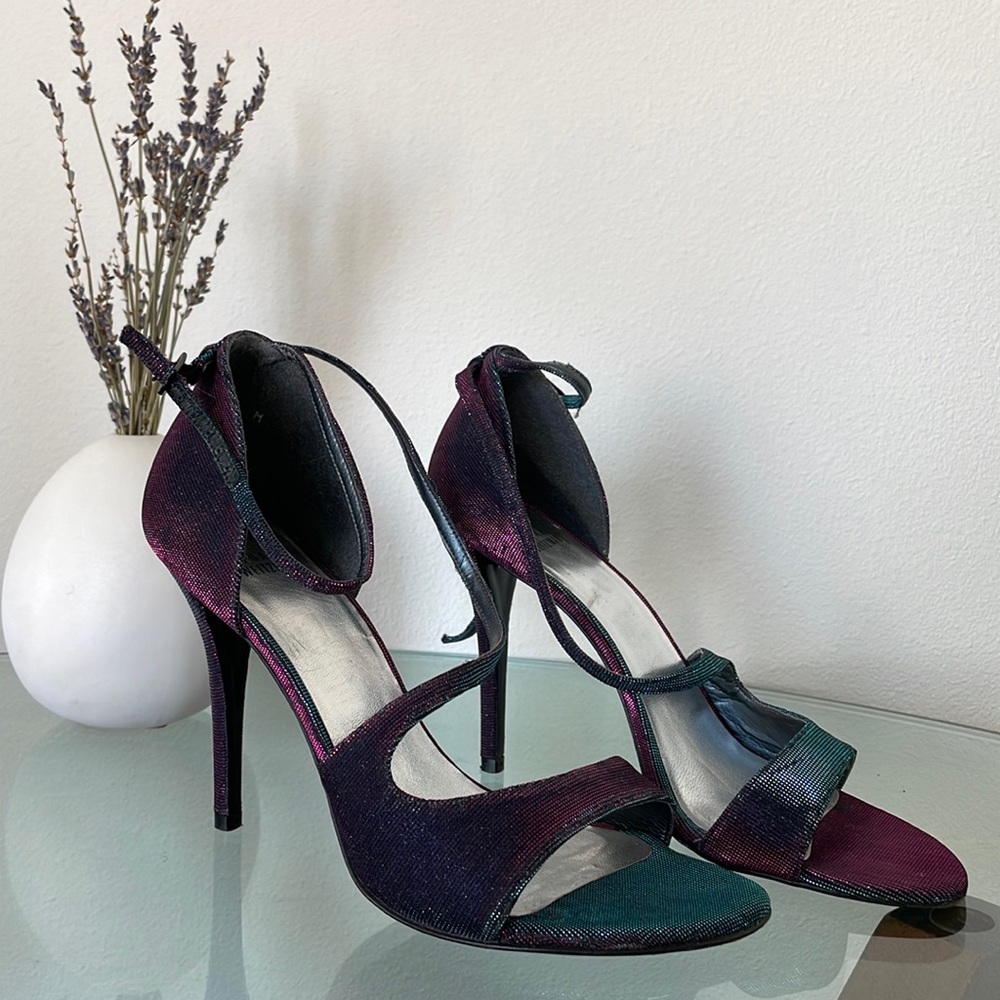 Stuart Weitzman textured duo chrome sandals